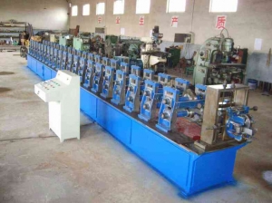 f_6435d1cc7ed50743be2a4d4f14177f92.jpeg 防盗门框设备