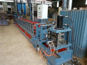 f_a9d2cfae9cd081aad9e4d2556f879243.jpeg 防盗门框设备