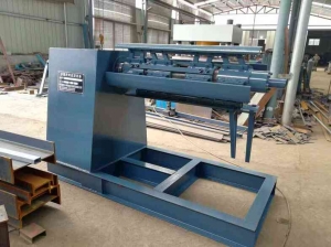 f_bf87b3a46841b3bc0c8266b1303b9ff0.jpeg 开卷机